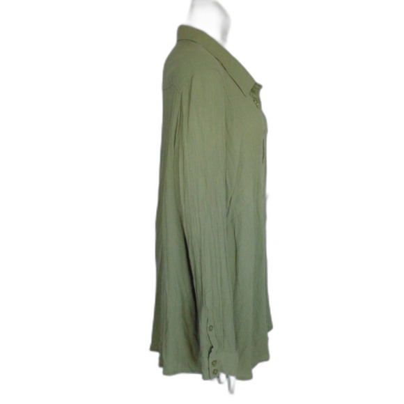 TORRID Blouse, 4/4X, Light Green crinkle, Long sleeves, Pocket, Button Front - Picture 6 of 13